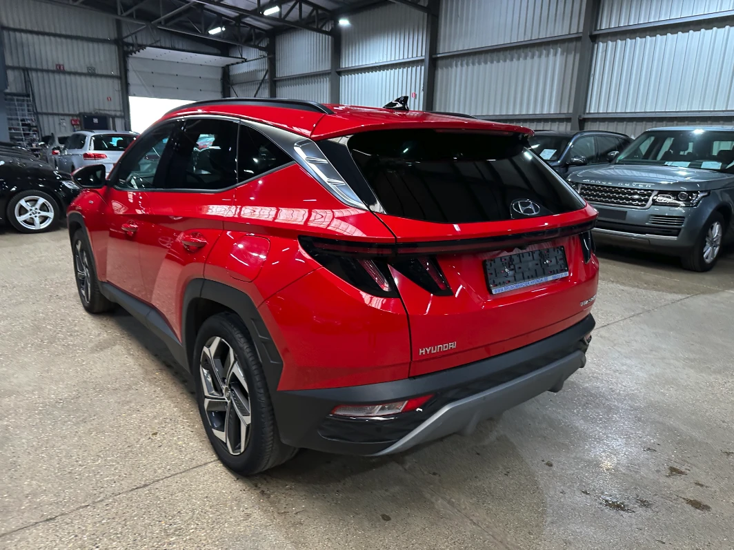 Hyundai Tucson 1.6 CRDI, снимка 4 - Автомобили и джипове - 53859350