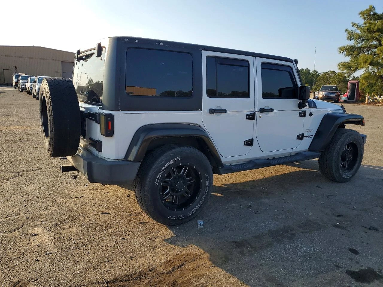 Jeep Wrangler UNLIMITED SAHARA, снимка 5 - Автомобили и джипове - 53909337