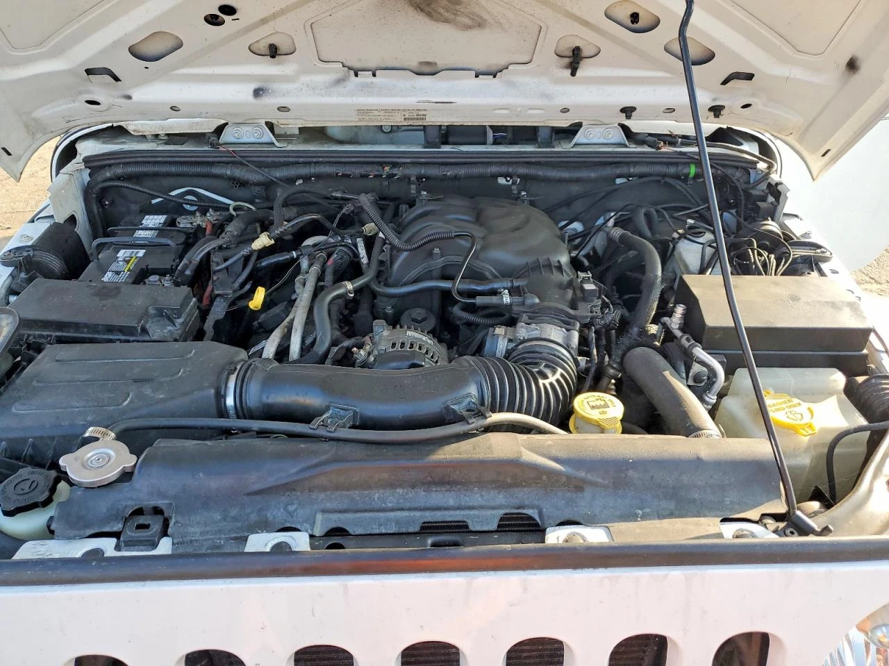 Jeep Wrangler UNLIMITED SAHARA, снимка 11 - Автомобили и джипове - 53909337