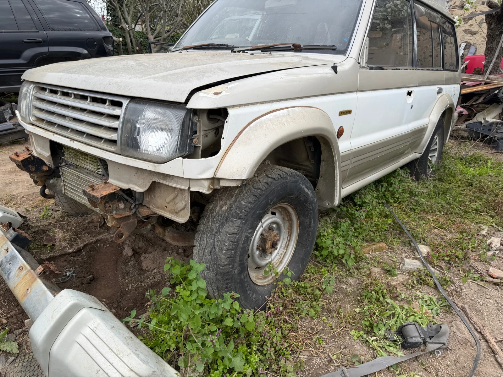 Mitsubishi Pajero 2.5, снимка 4 - Автомобили и джипове - 54254564
