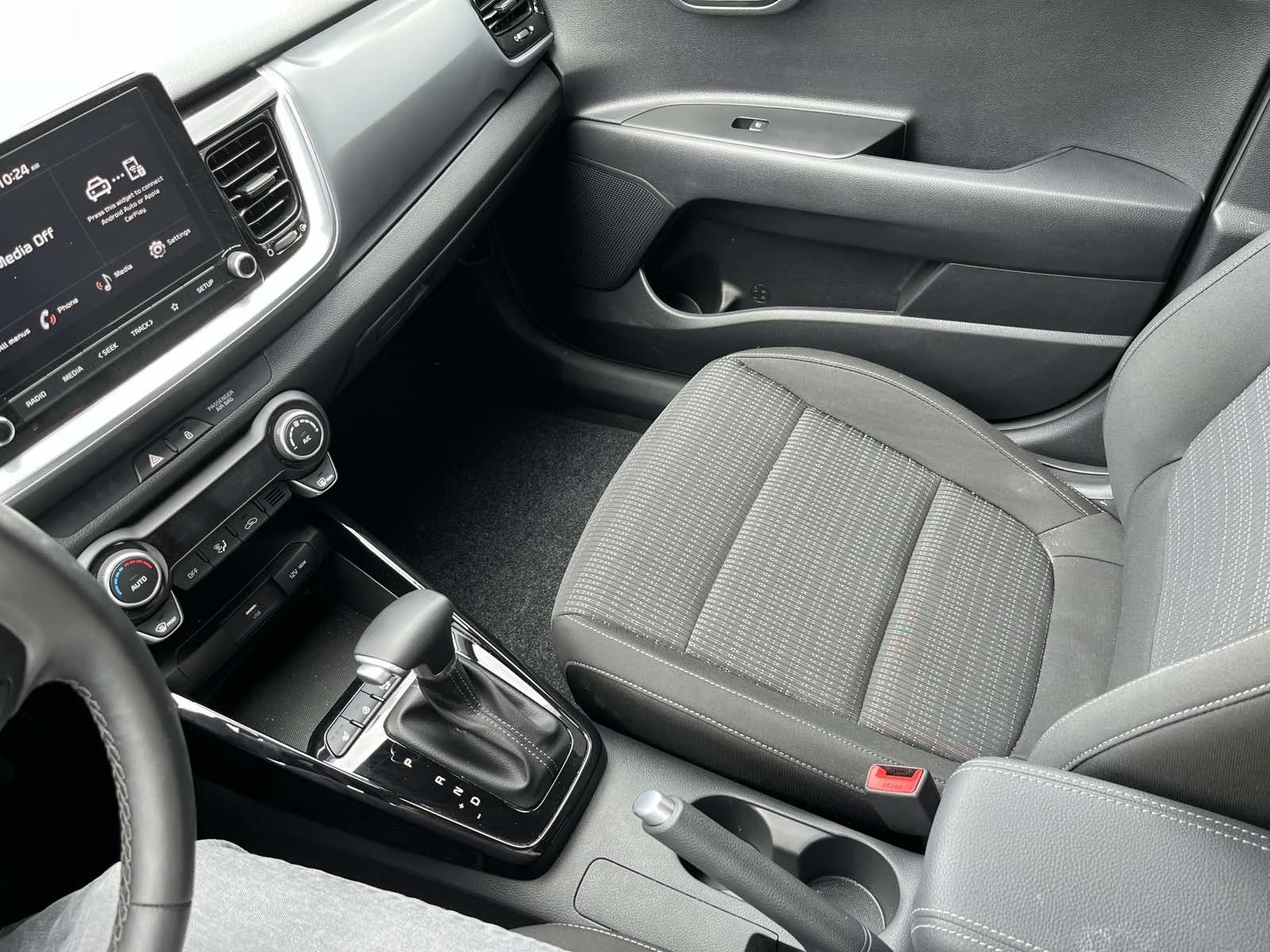 Kia Stonic | Mobile.bg � ����������� 9