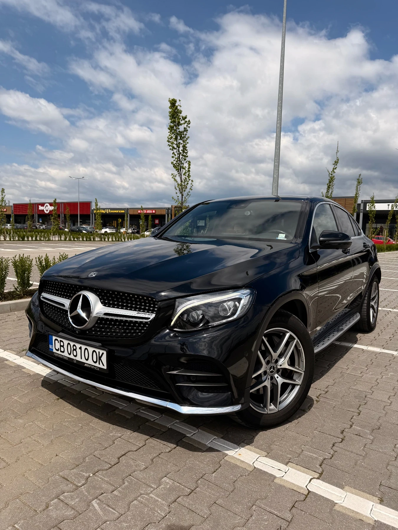 Mercedes-Benz GLC 250D 4MATIC AMG COUPE-BURMESTER-ПОДГРЕВ-ОБДУХВАНЕ