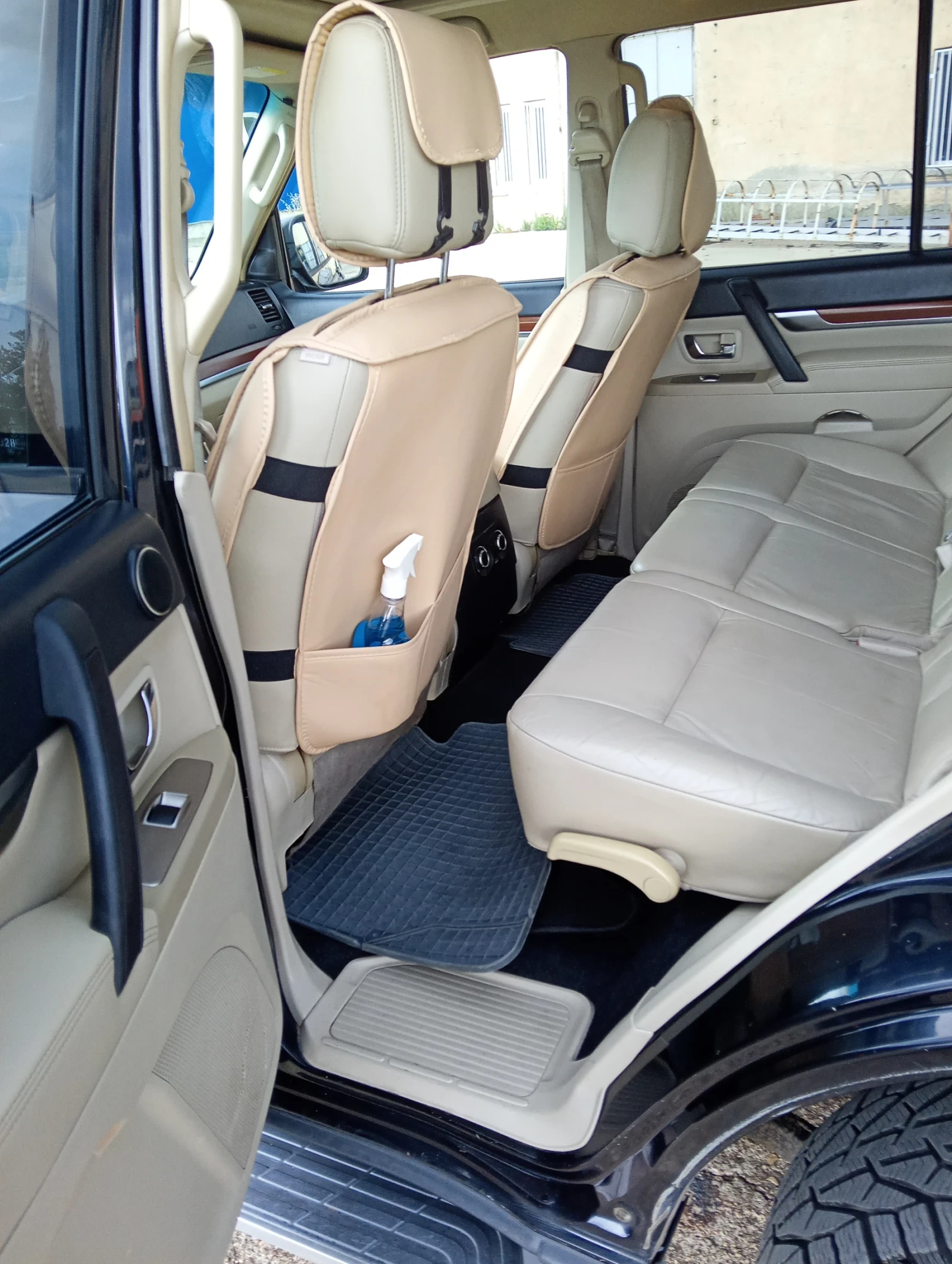 Mitsubishi Pajero, снимка 11 - Автомобили и джипове - 55008424