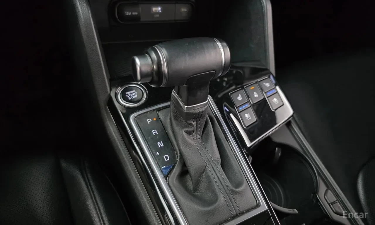 Kia Sportage * Diesel 2.0 2WD * БЕЗ ПЪРВОНАЧАЛНА ВНОСКА, снимка 9 - Автомобили и джипове - 55898190