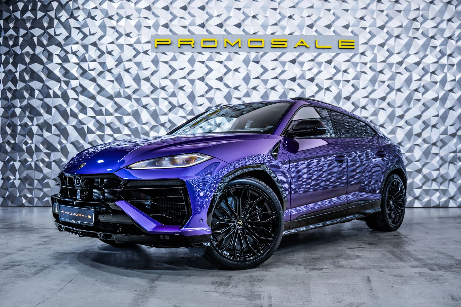 Lamborghini Urus SE Viola Mithras