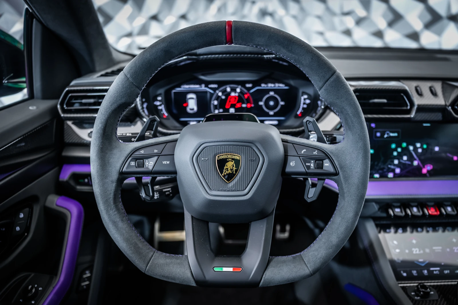 Lamborghini Urus SE Viola Mithras, снимка 11 - Автомобили и джипове - 55901819