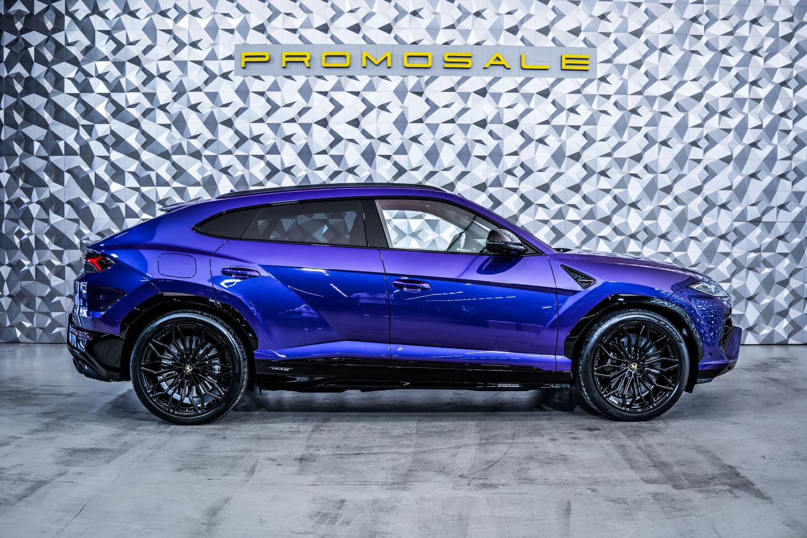 Lamborghini Urus SE Viola Mithras, снимка 6 - Автомобили и джипове - 55901819