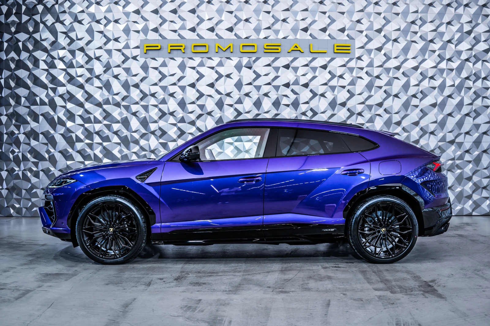Lamborghini Urus SE Viola Mithras, снимка 3 - Автомобили и джипове - 55901819