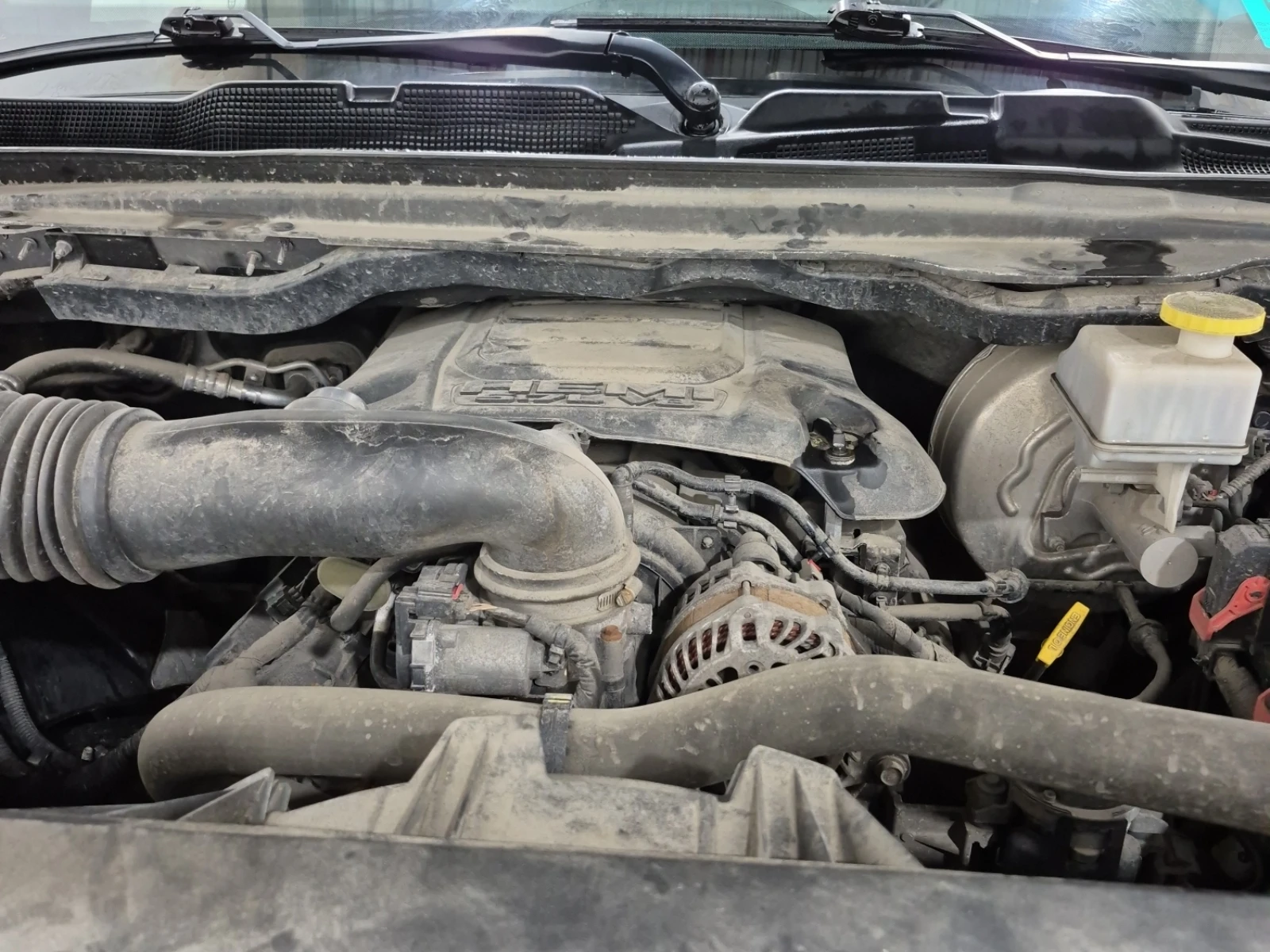 Dodge RAM 1500 SPORT CREW CAB, АВТОКРЕДИТ, снимка 15 - Автомобили и джипове - 56087344