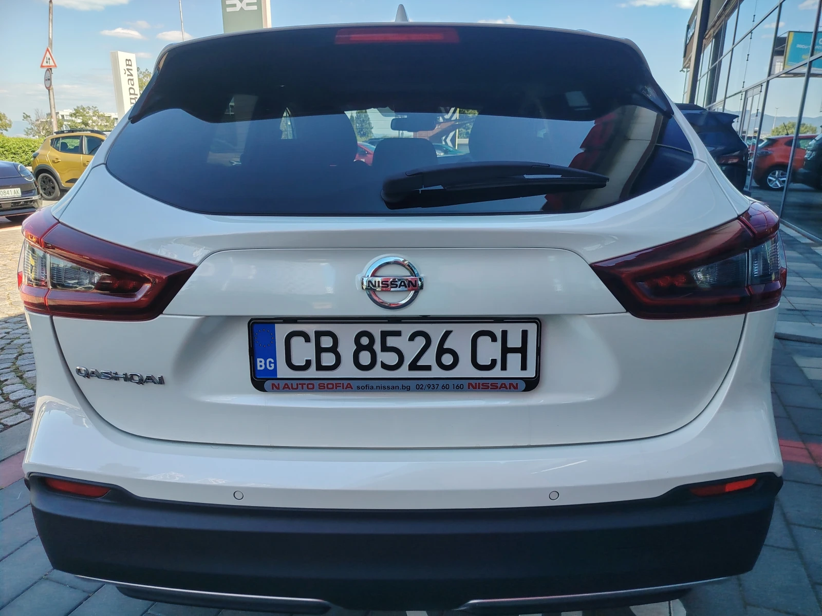 Nissan Qashqai N-Connecta, снимка 3 - Автомобили и джипове - 56334530