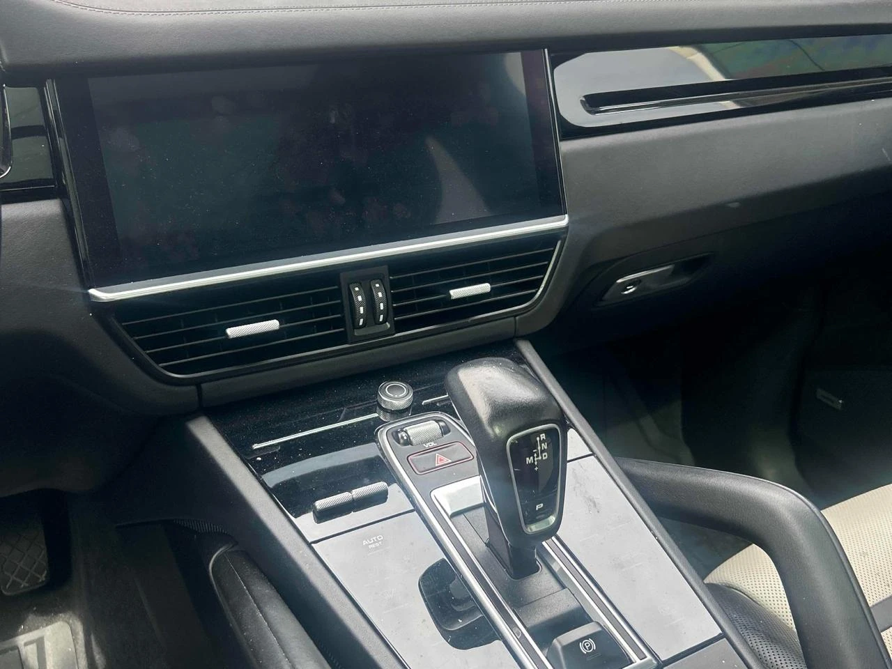 Porsche Cayenne E-HYBRID/CHRONO/DISTR/MATRIX/HUD/360/�����/���� | Mobile.bg � ����������� 11