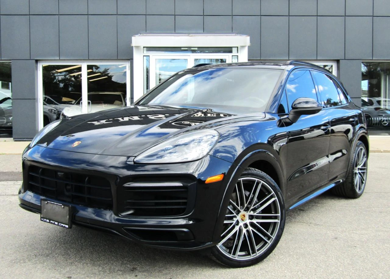 Porsche Cayenne E-HYBRID/CHRONO/DISTR/MATRIX/HUD/360/ОБДУХ/ПАНО