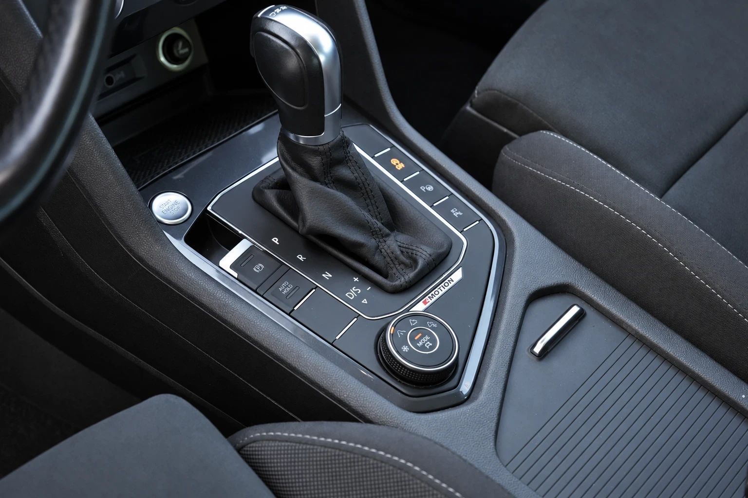 VW Tiguan * 2.0TDI* 4Motion* Highline* 360* DSG*  | Mobile.bg � ����������� 13