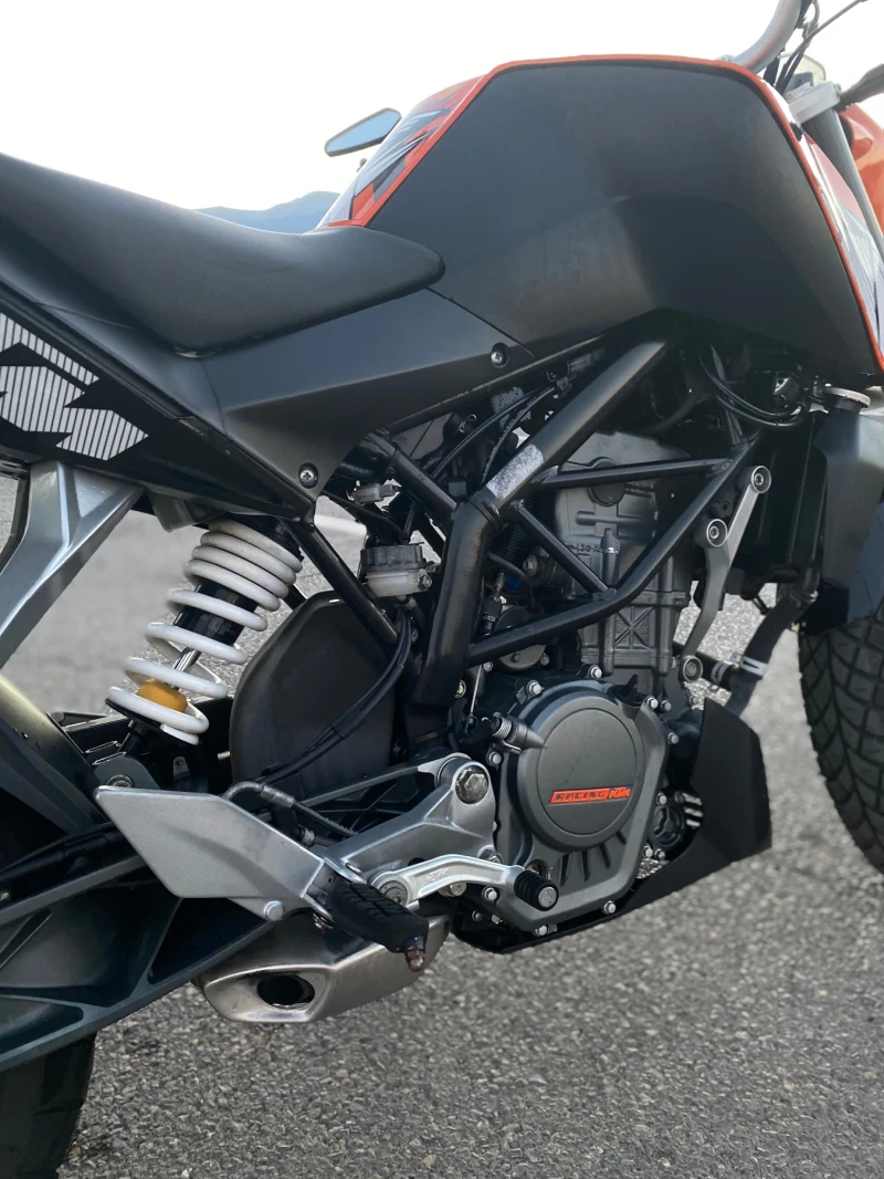 Ktm Duke Abs 125 , снимка 10 - Мотоциклети и мототехника - 47937345