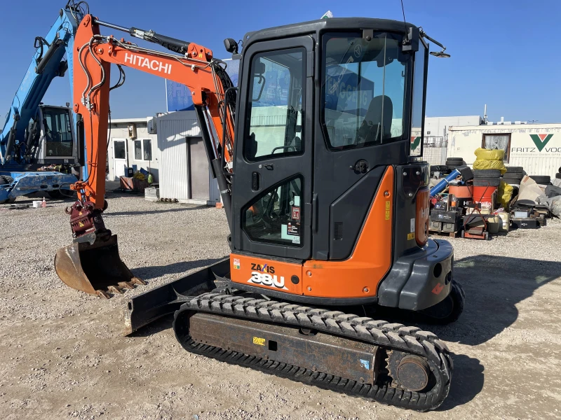 Багер Hitachi ZX 38U-6, снимка 3 - Индустриална техника - 48906816