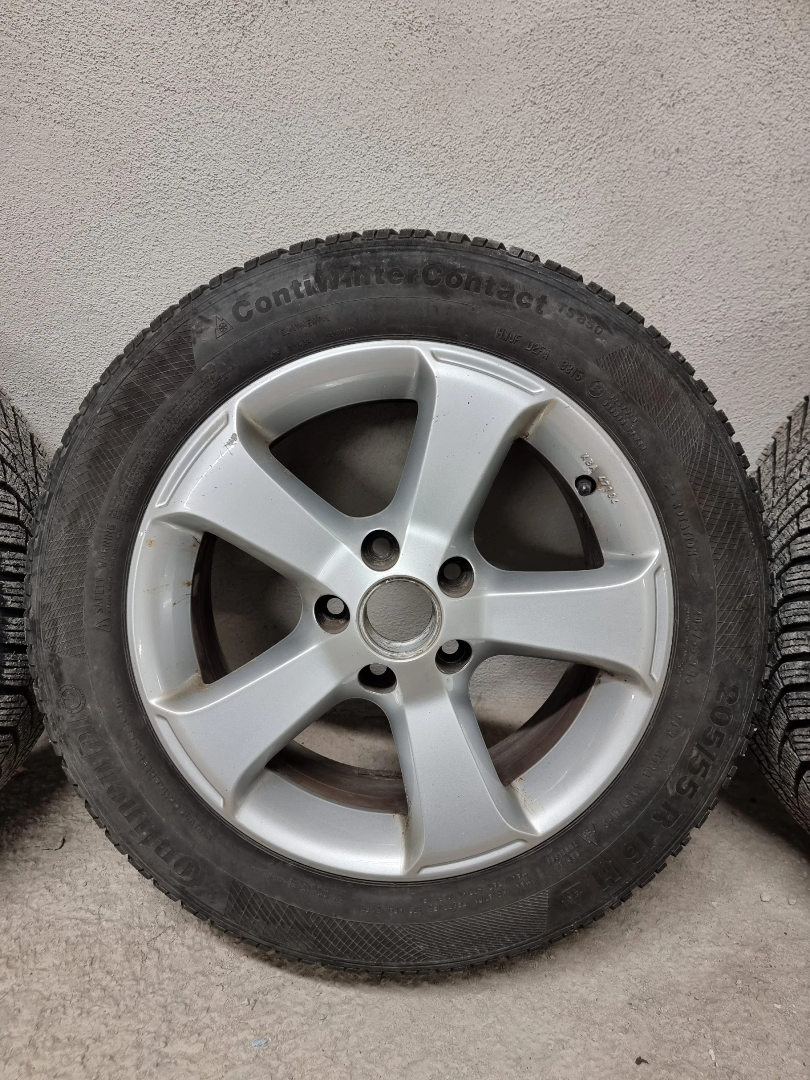���� � ������ 205/55R16 �� VW | Mobile.bg � ����������� 3