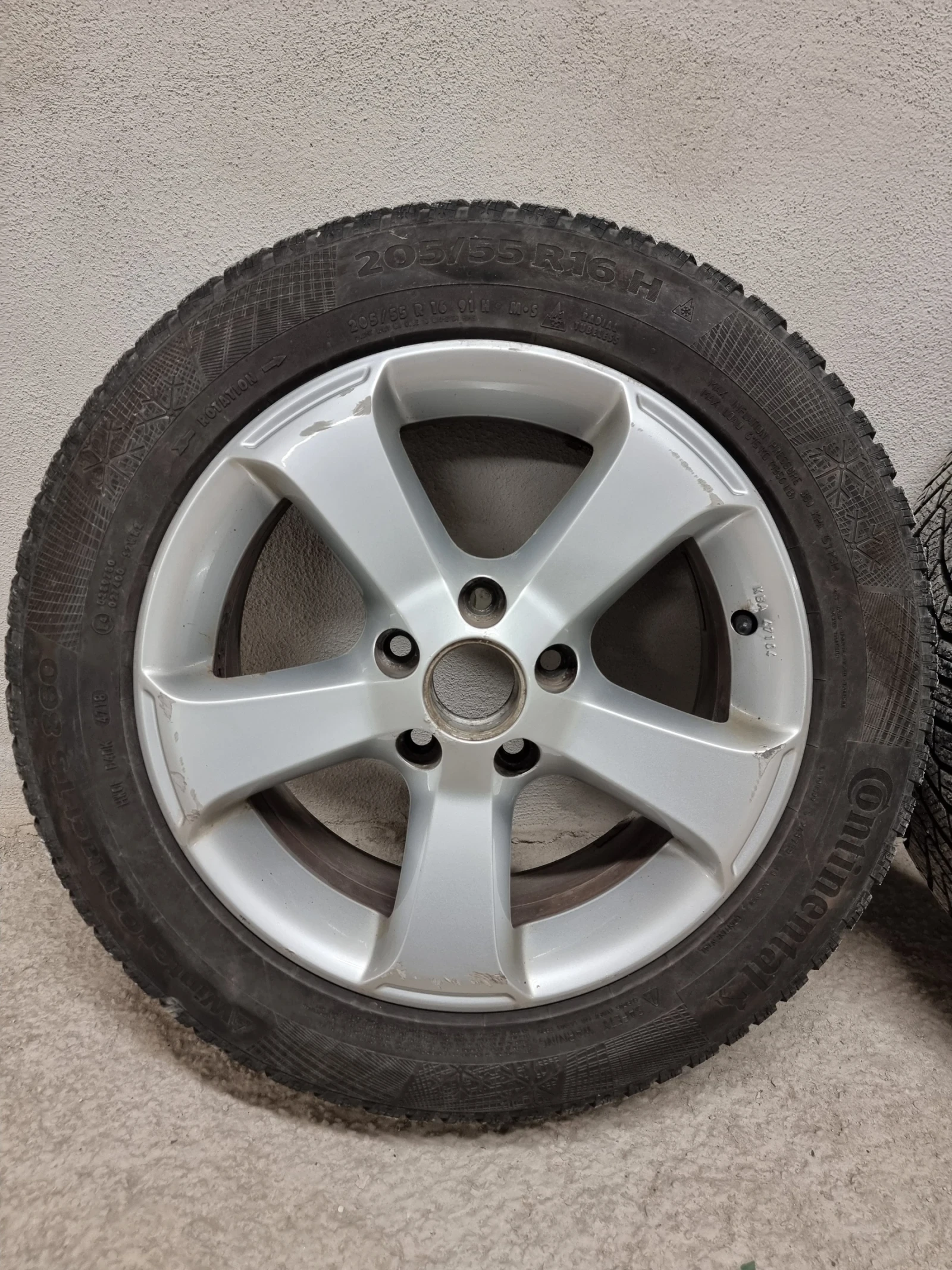 ���� � ������ 205/55R16 �� VW | Mobile.bg � ����������� 2