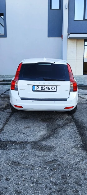 Volvo V50 1.6D D2 FACELIFT , снимка 3