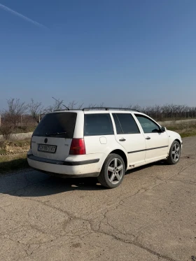 VW Golf - 111 € / 217.10 лв. - 52816682 2