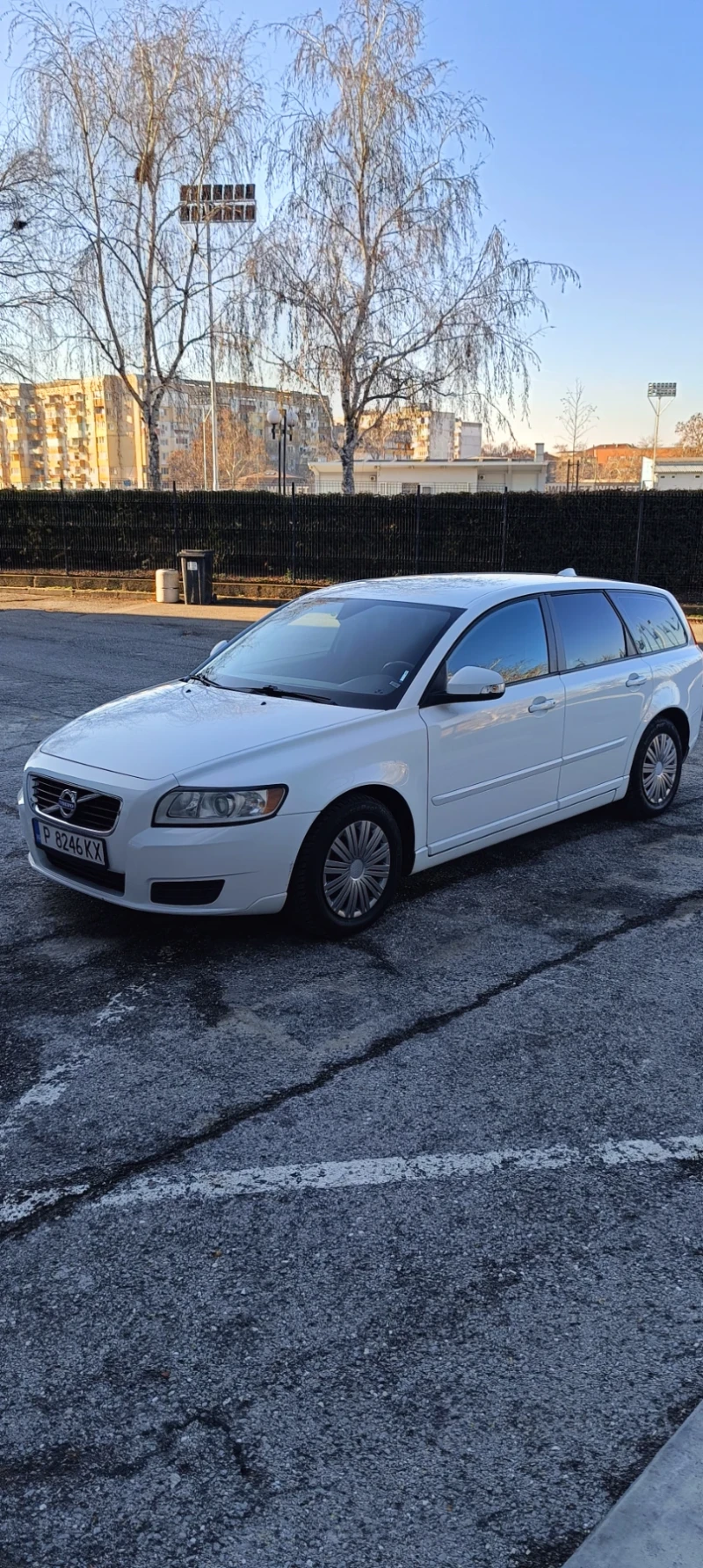 Volvo V50 1.6D D2 FACELIFT , снимка 4 - Автомобили и джипове - 48857079