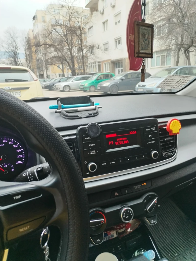 Kia Rio Такси , снимка 6 - Автомобили и джипове - 49075490