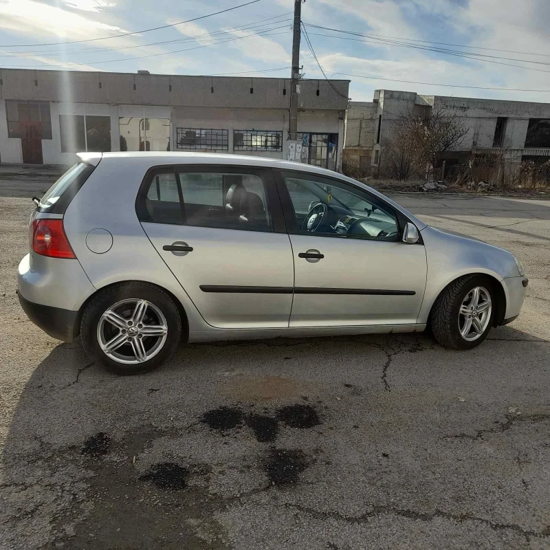VW Golf 1.9, снимка 10 - Автомобили и джипове - 52358389
