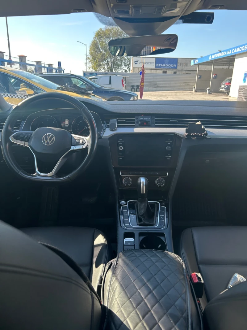VW Passat B8.5 фейслифт, снимка 6 - Автомобили и джипове - 52254907