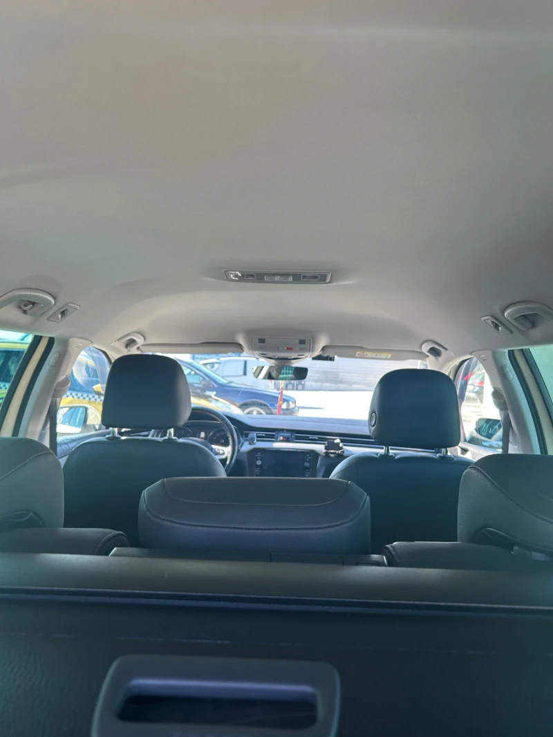 VW Passat B8.5 фейслифт, снимка 10 - Автомобили и джипове - 52254907