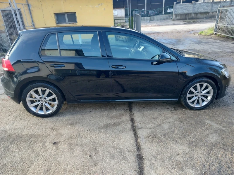 VW Golf VII 1.6 TDI, снимка 6 - Автомобили и джипове - 52696249
