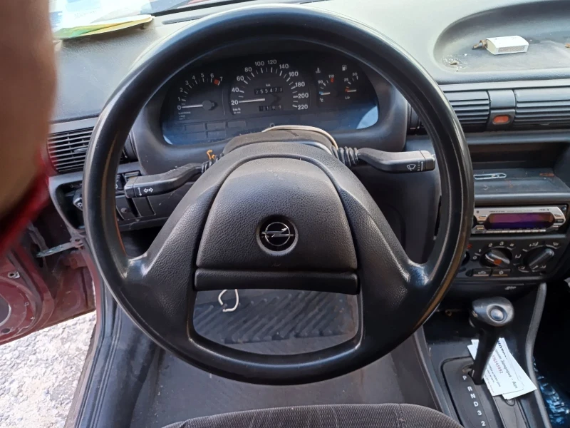 Opel Astra 1.6 benzin 16V, снимка 4 - Автомобили и джипове - 53589552