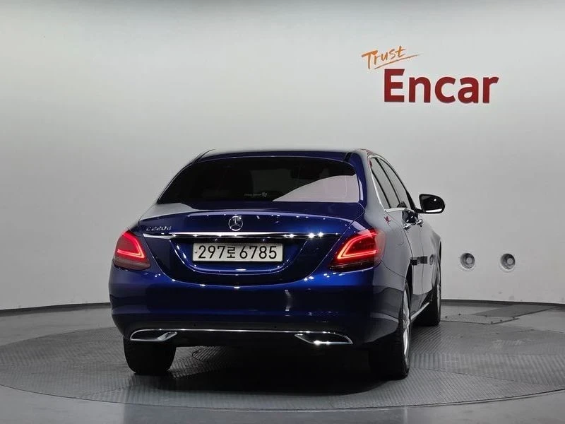 Mercedes-Benz C 220 * C220 d Avantgarde с вкл.Технотест и Г.О 3м., снимка 2 - Автомобили и джипове - 55125673