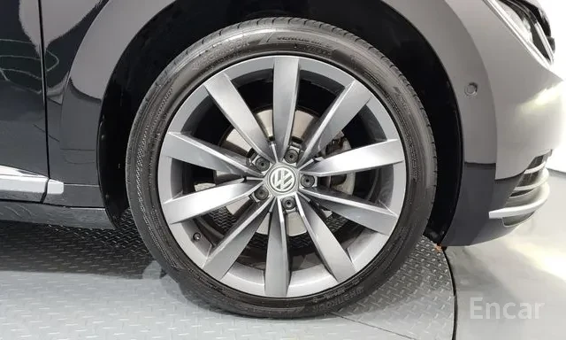 VW Arteon 4MOTION / 360 / HUD / DISTRONIC / ОБДУХ / ЛИЗИНГ, снимка 5 - Автомобили и джипове - 55692995