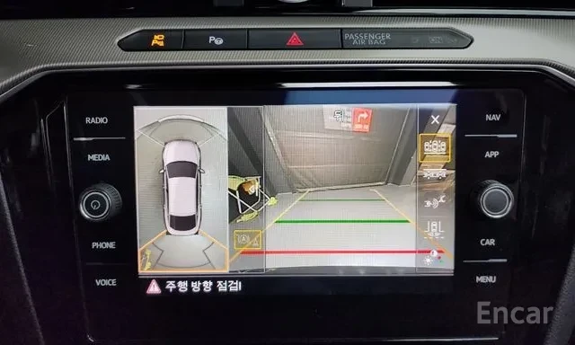 VW Arteon 4MOTION / 360 / HUD / DISTRONIC / ОБДУХ / ЛИЗИНГ, снимка 13 - Автомобили и джипове - 55692995