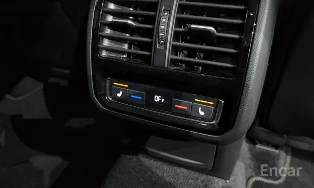 VW Arteon 4MOTION / 360 / HUD / DISTRONIC / ОБДУХ / ЛИЗИНГ, снимка 15 - Автомобили и джипове - 55692995