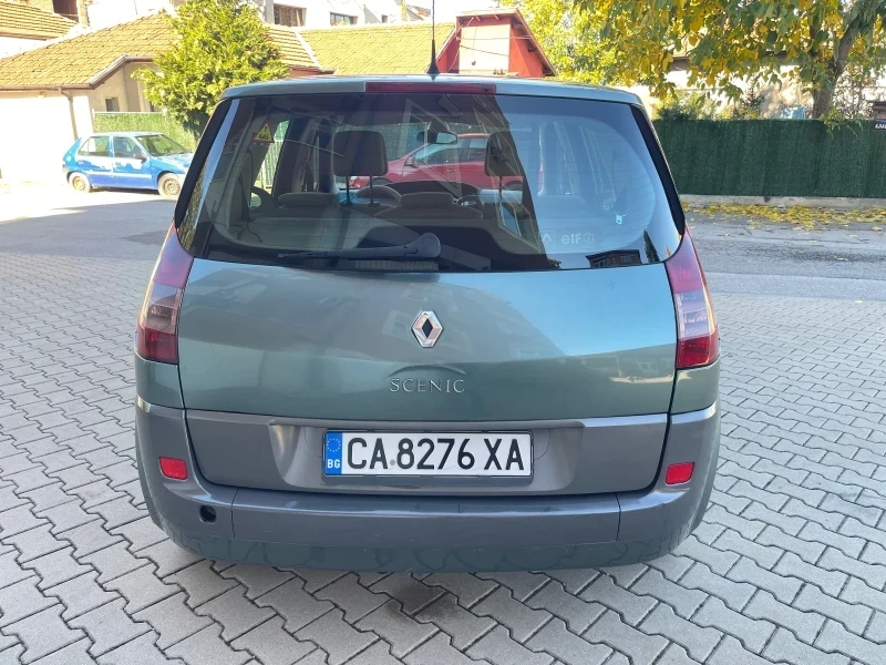 Renault Scenic, снимка 5 - Автомобили и джипове - 55912597