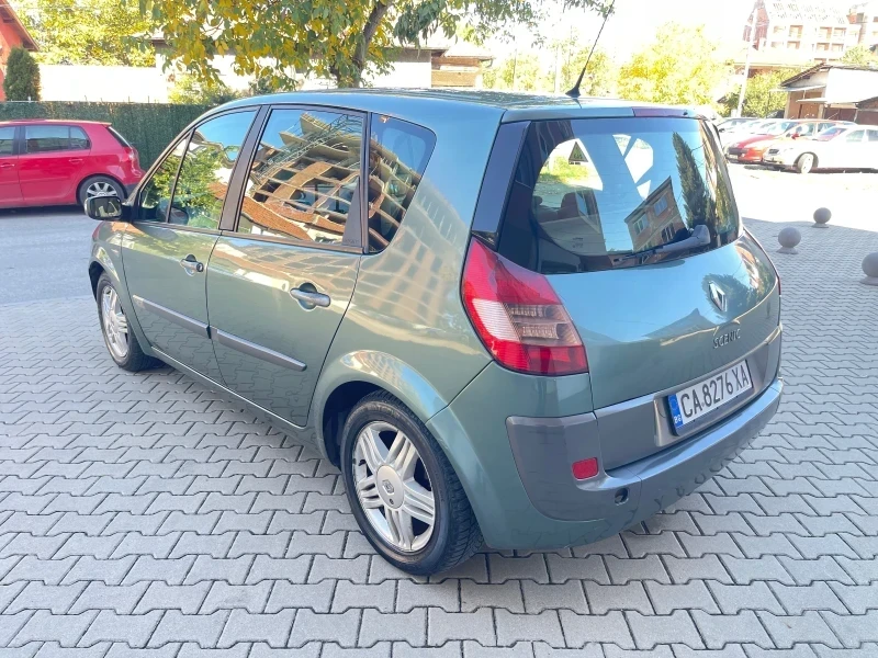 Renault Scenic, снимка 6 - Автомобили и джипове - 55912597