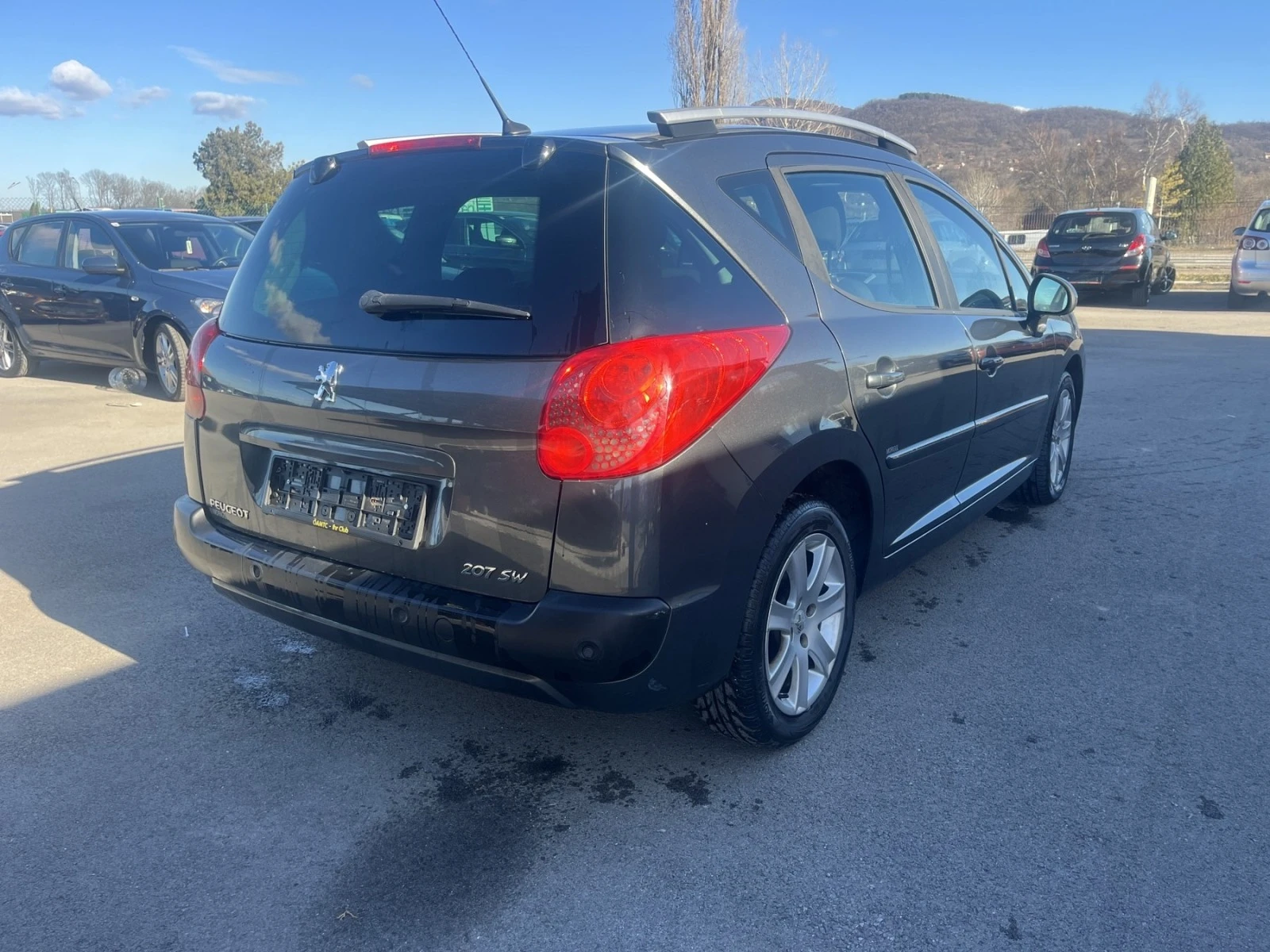 Peugeot 207 1.6i - изображение 4