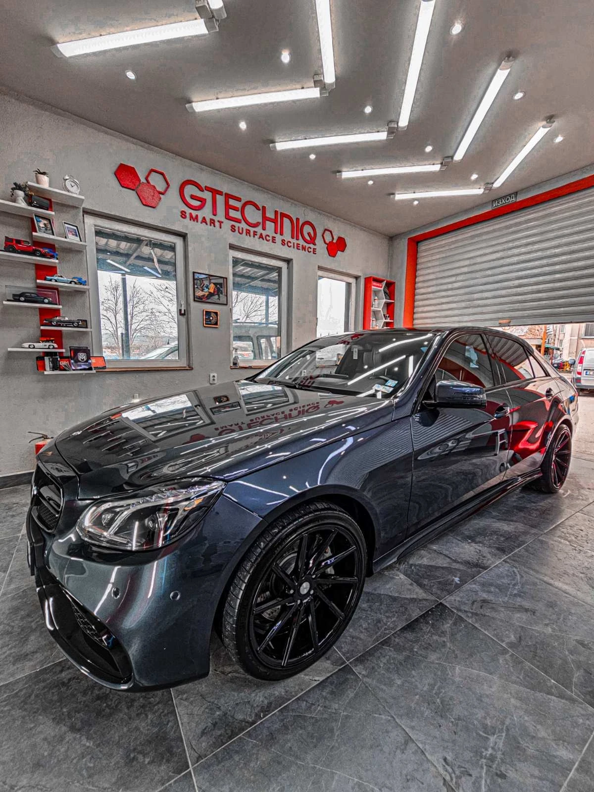 Mercedes-Benz E 500 E63 AMG - изображение 2