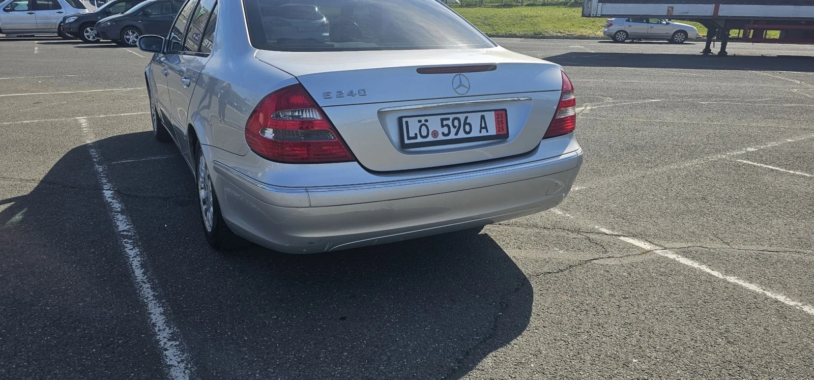 Mercedes-Benz E 240  - изображение 10