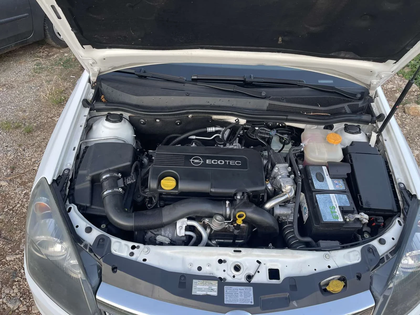 Opel Astra 1.7Cdti EURO5 - изображение 8
