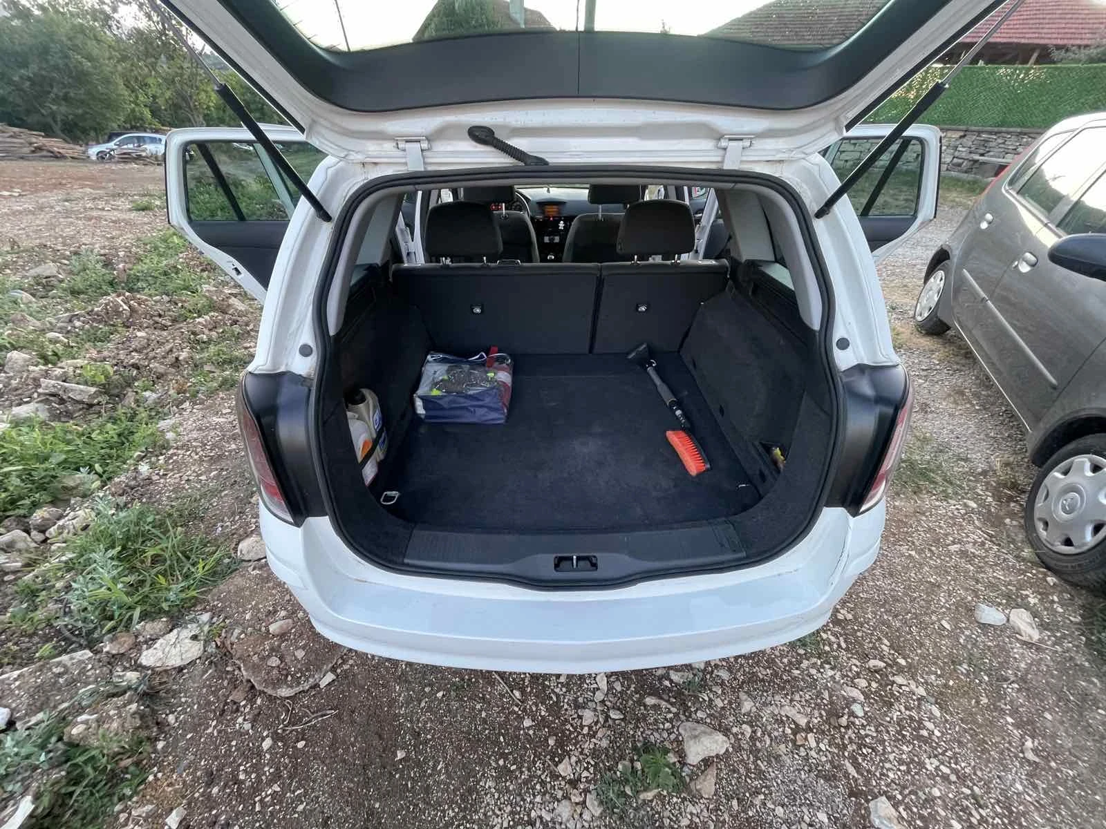 Opel Astra 1.7Cdti EURO5 - изображение 7