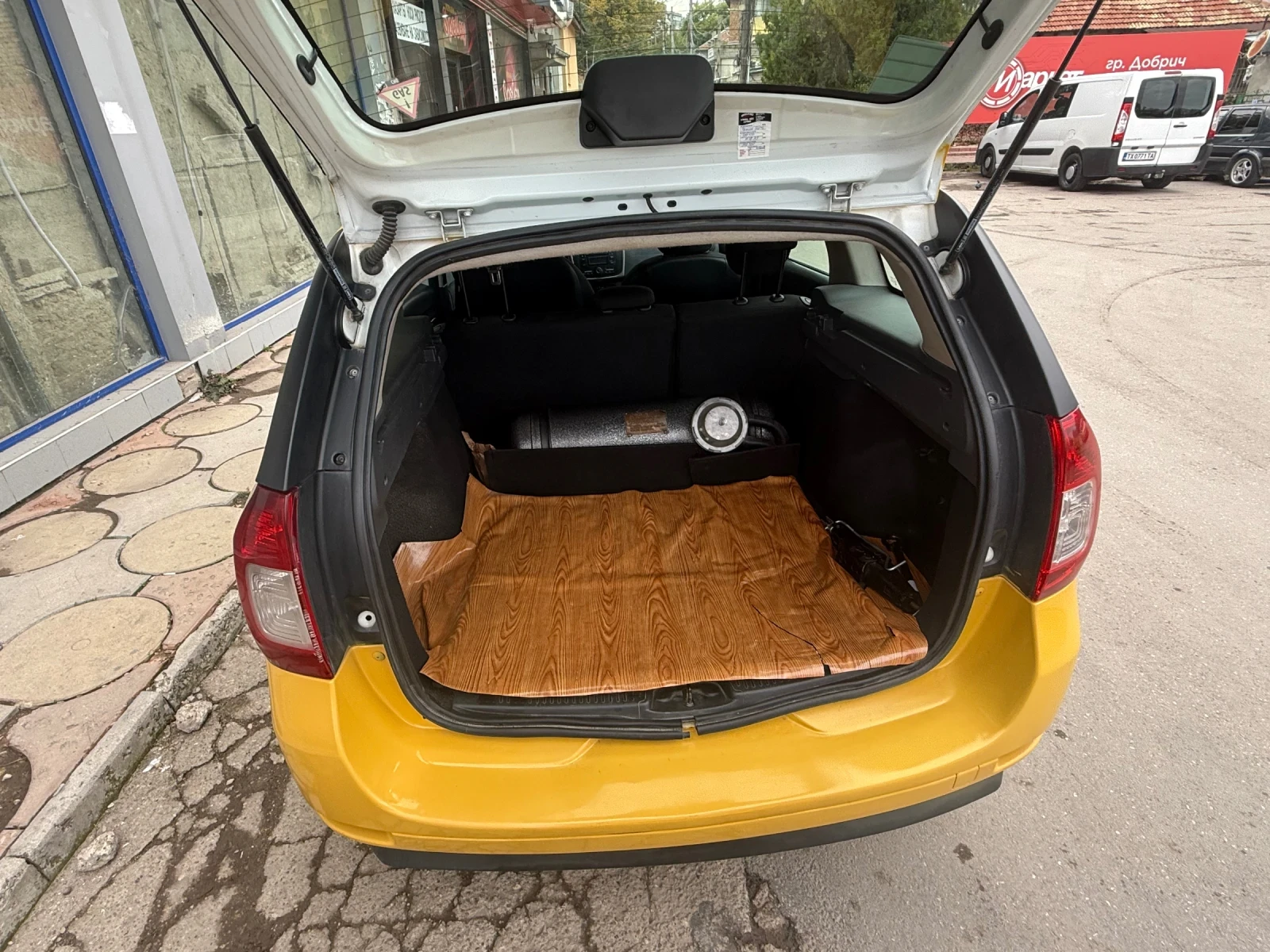Dacia Logan  - изображение 6