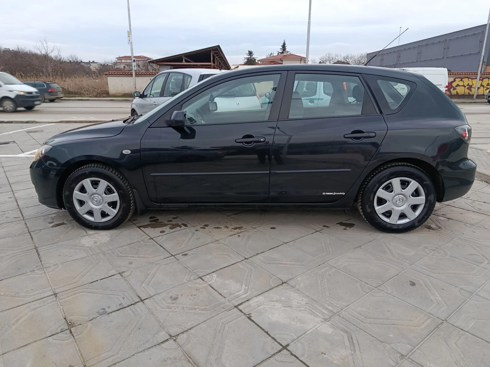 Mazda 3 1.6 ����� 90 �.�. | Mobile.bg � ����������� 2