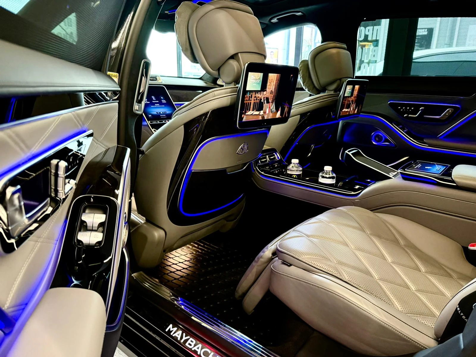 Maybach S580 4Matic* Масаж* 360* Burmester* Лизинг - изображение 9