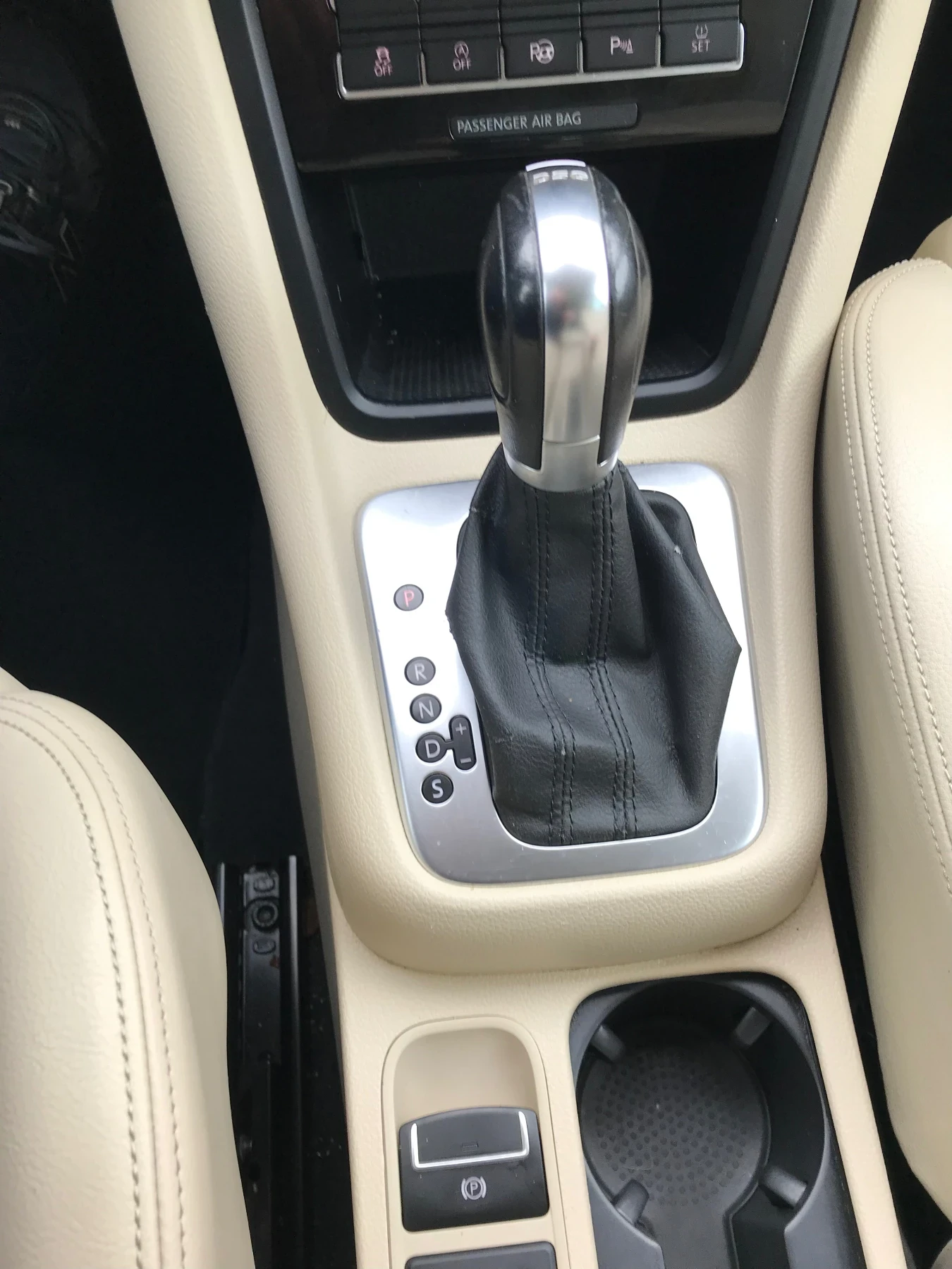 VW Sharan 2.0TDI AVTOMAT DSG, снимка 15 - Автомобили и джипове - 53851449