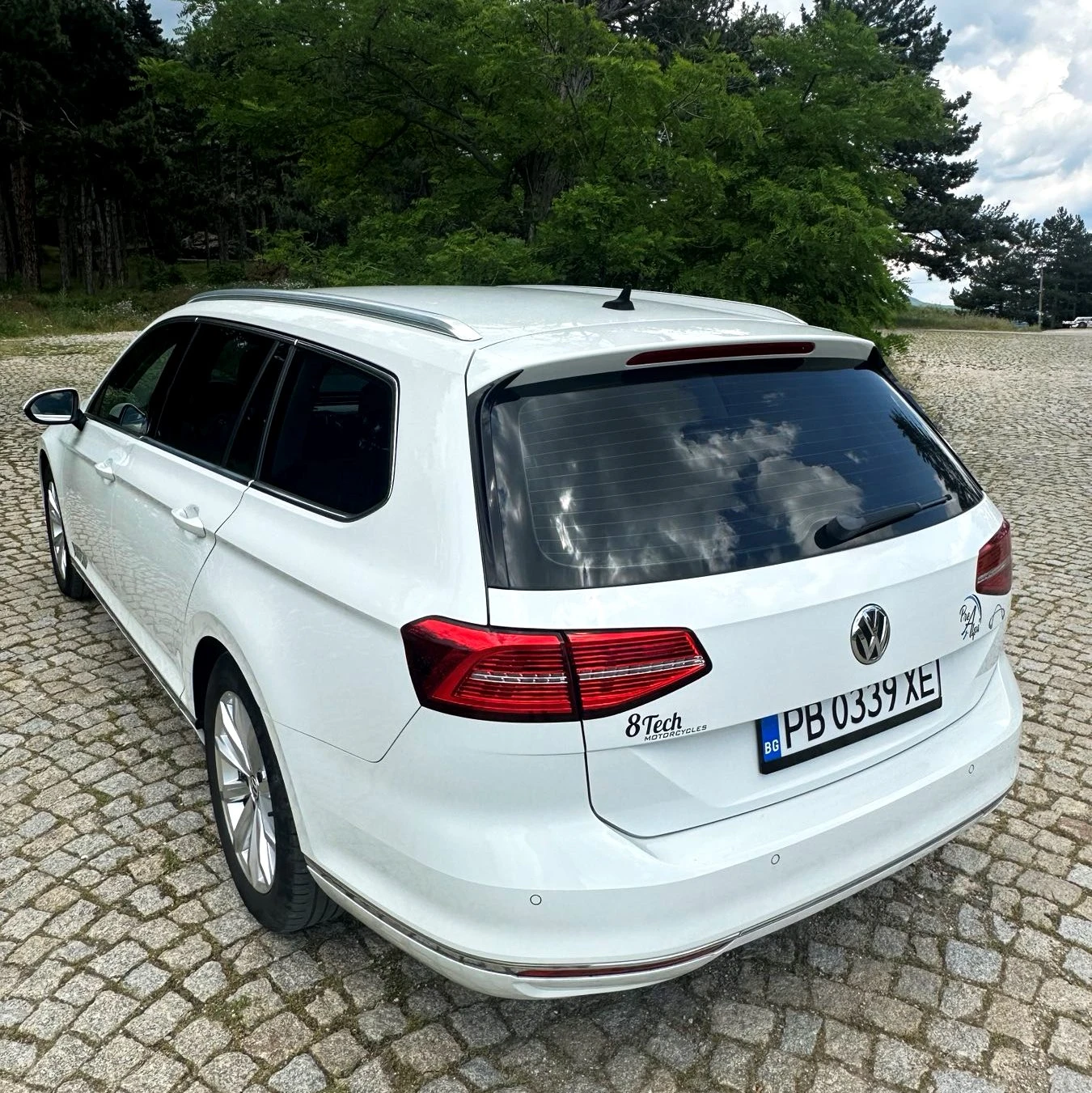 VW Passat 2.0 TDI Highline, снимка 4 - Автомобили и джипове - 54557354