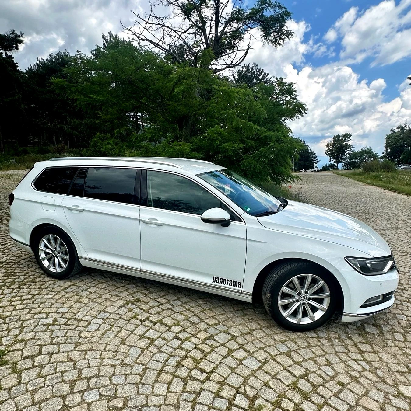VW Passat 2.0 TDI Highline, снимка 2 - Автомобили и джипове - 54557354