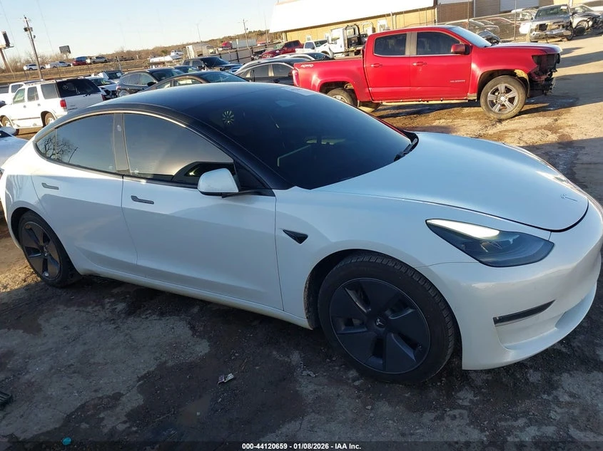 Tesla Model 3 Long Range Dual Motor All-Wheel Drive, снимка 13 - Автомобили и джипове - 53958415