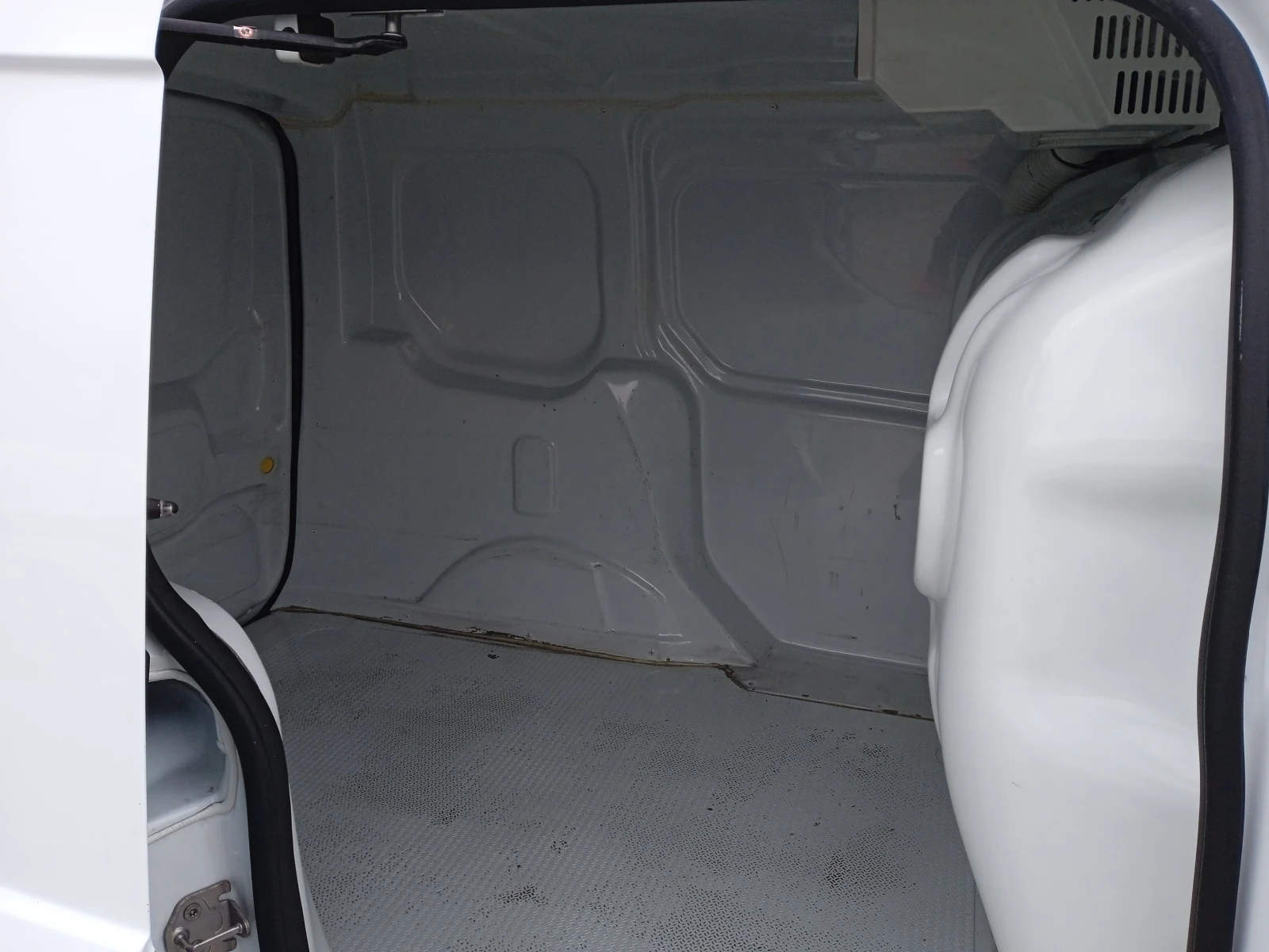 Ford Courier 1.5 CDTI | Mobile.bg � ����������� 15