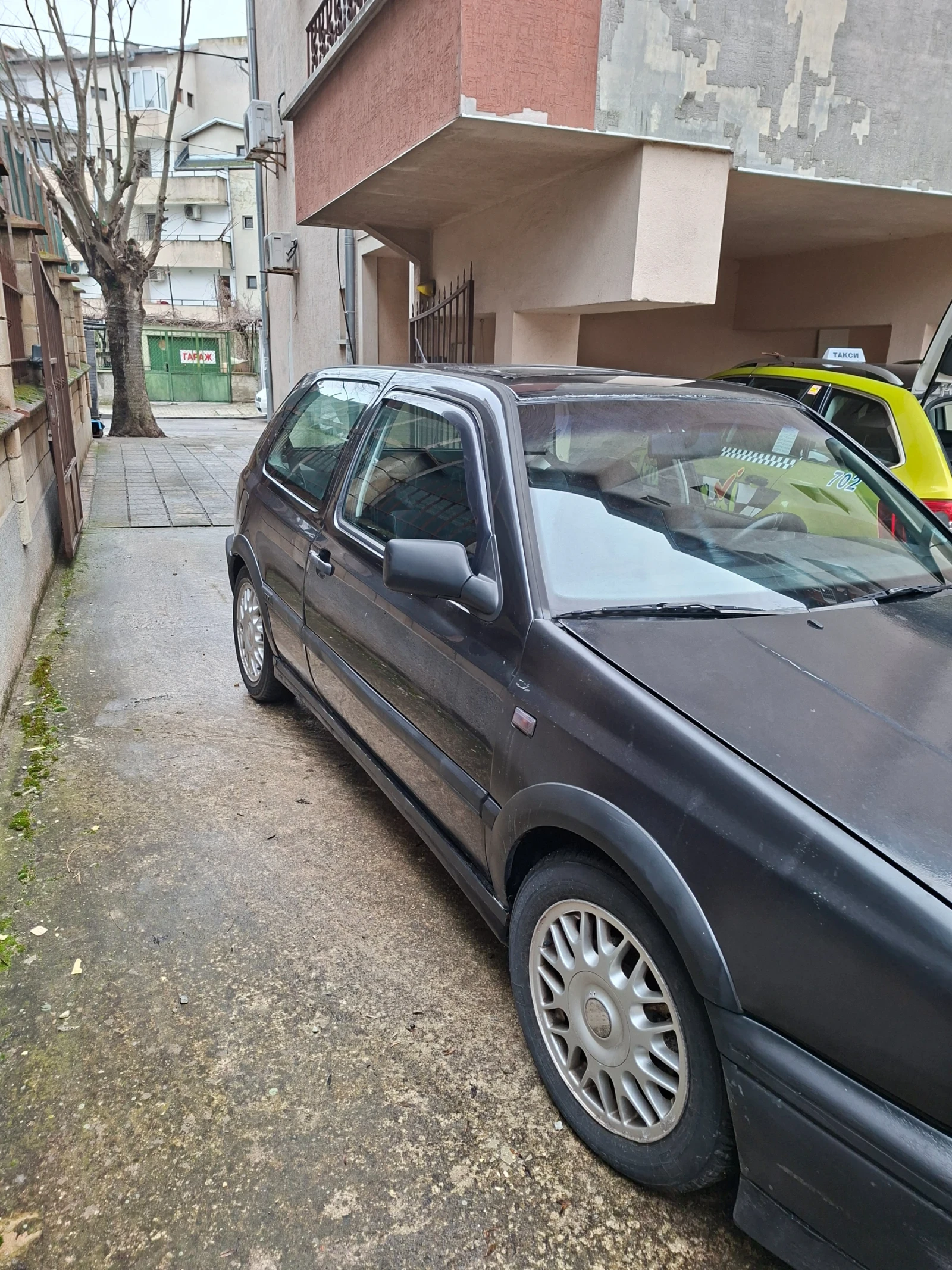 VW Golf, снимка 3 - Автомобили и джипове - 53976781